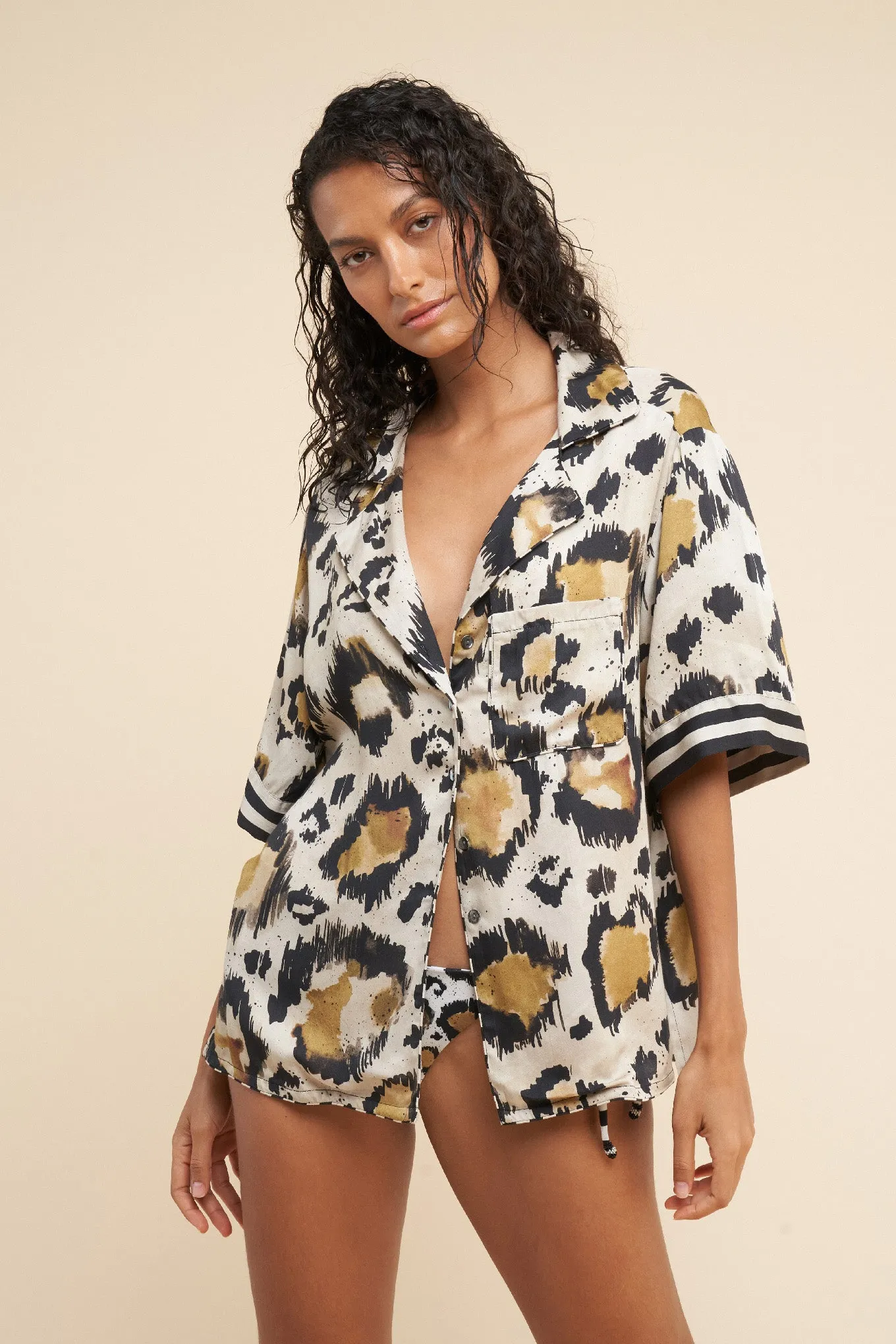 Felina Oversized button down shirt