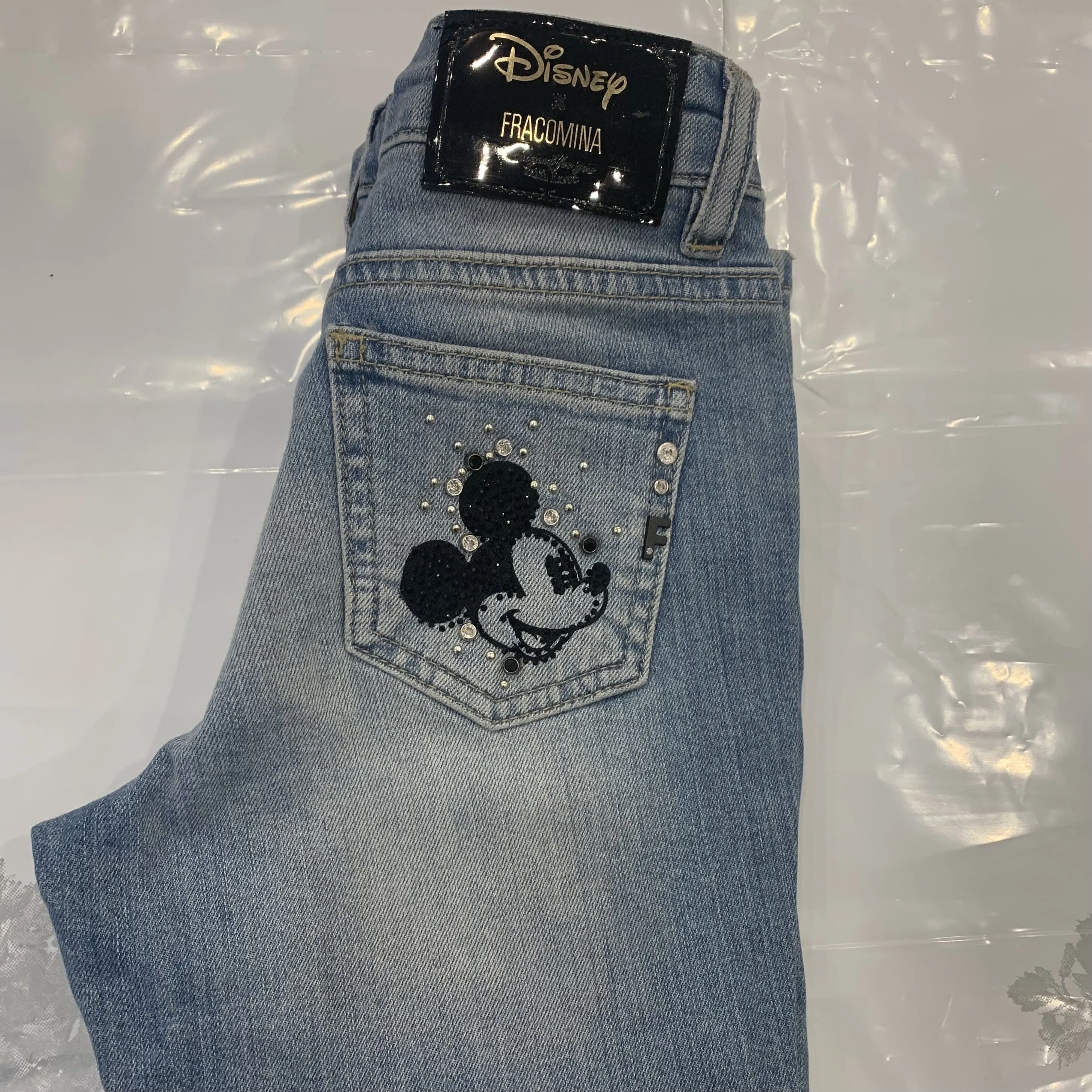 FRACOMINA DISNEY MICKY CROPPED BOYFRIEND JEANS