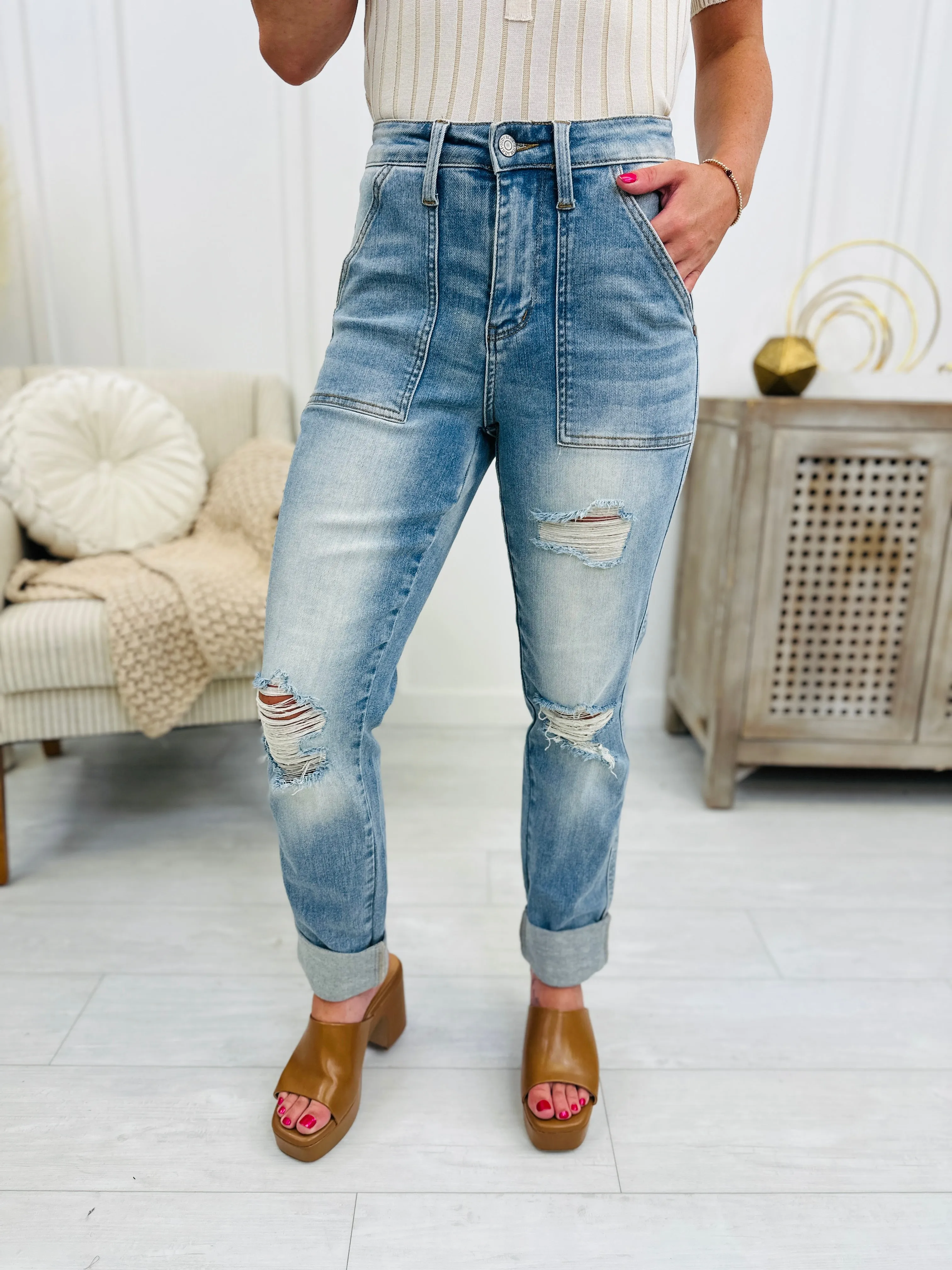 Judy Blue Be My Boyfriend Boyfriend Jeans in Reg/Curvy