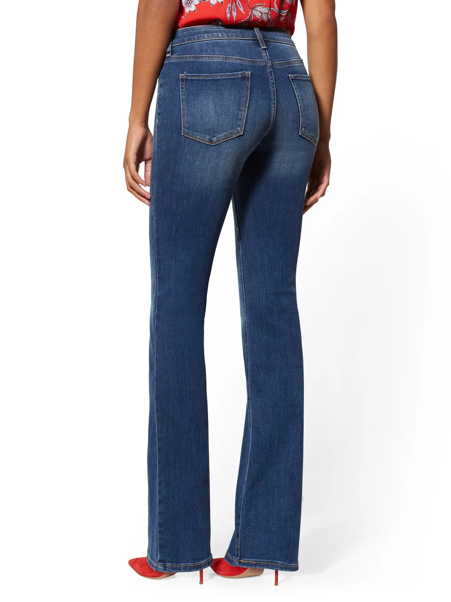 Mid-Rise Curvy Bootcut Jeans - Blue Honey