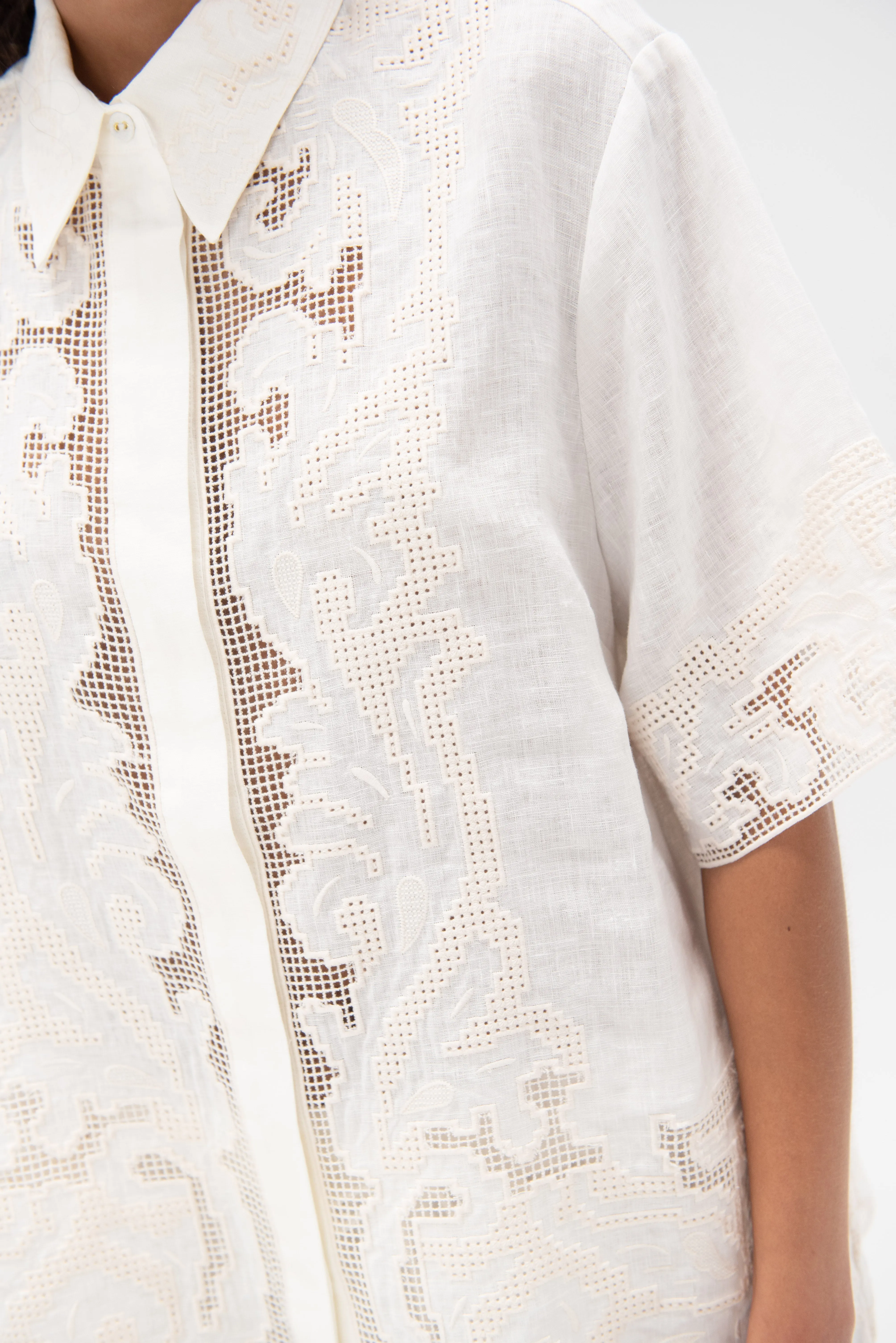 Pegasus Embroidered Shirt, Ivory