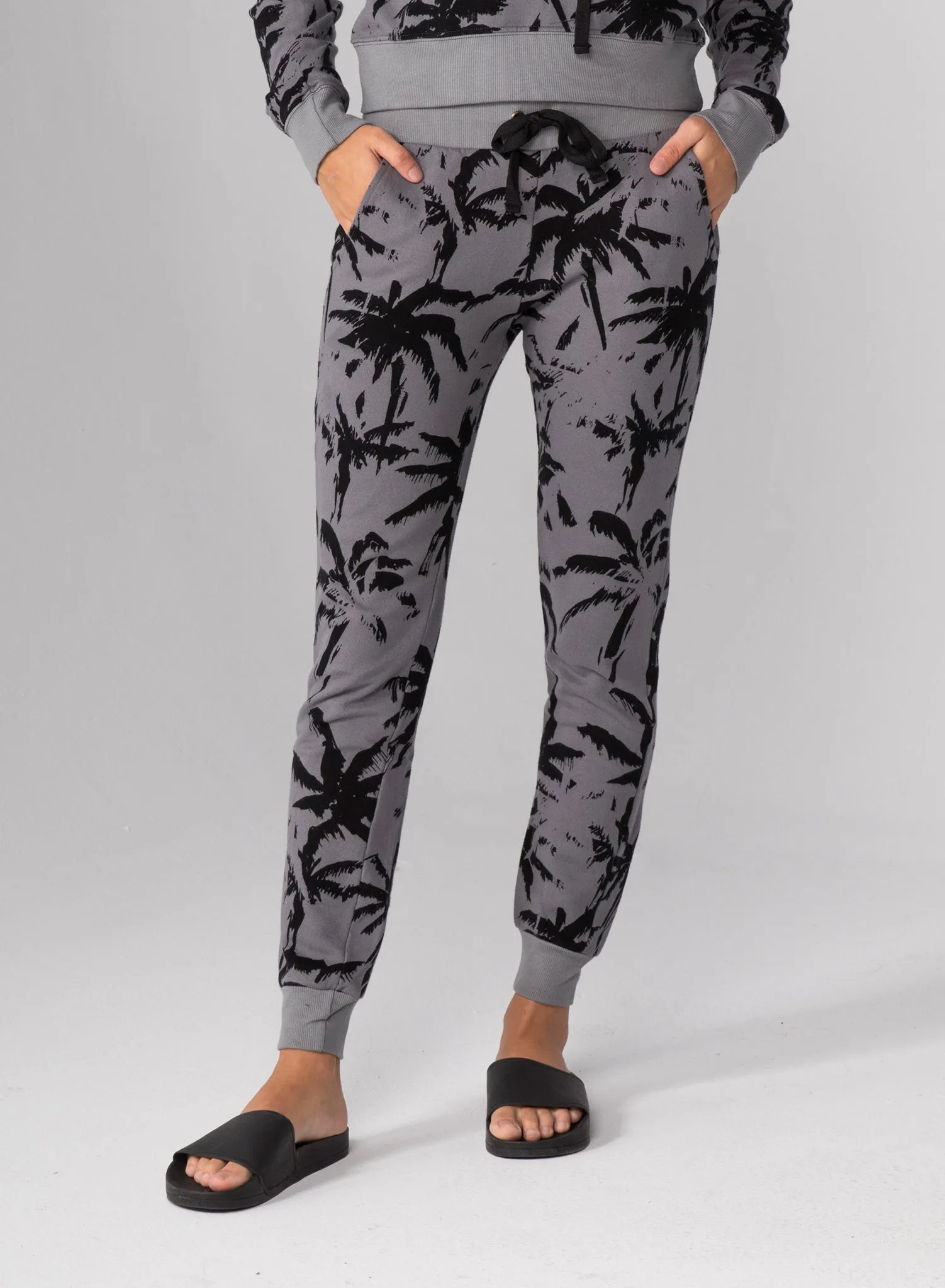 RNBW PALM TREES - Flat Pocket Sweatpants