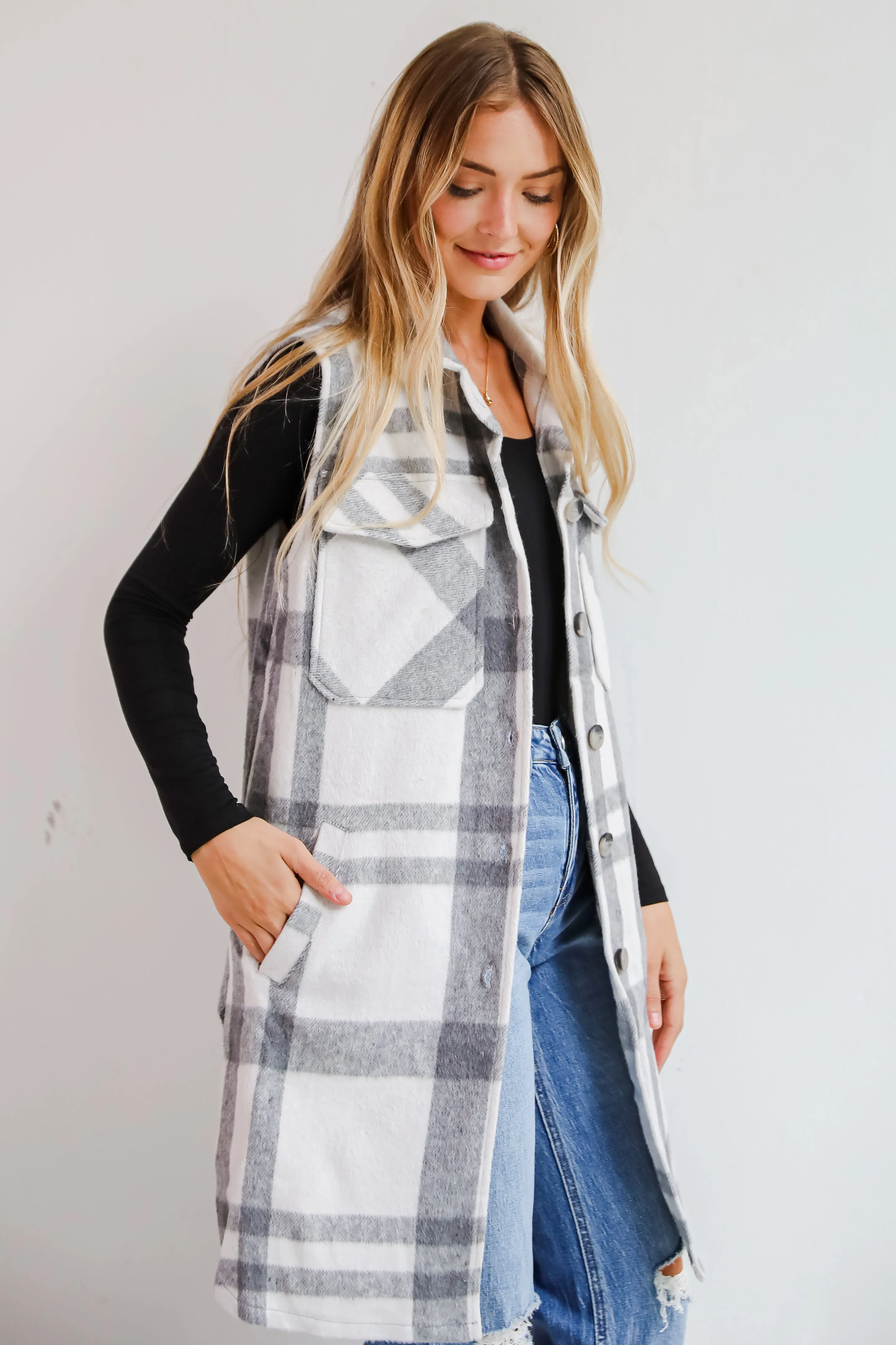 Sophisticatedly Cozy Plaid Longline Vest